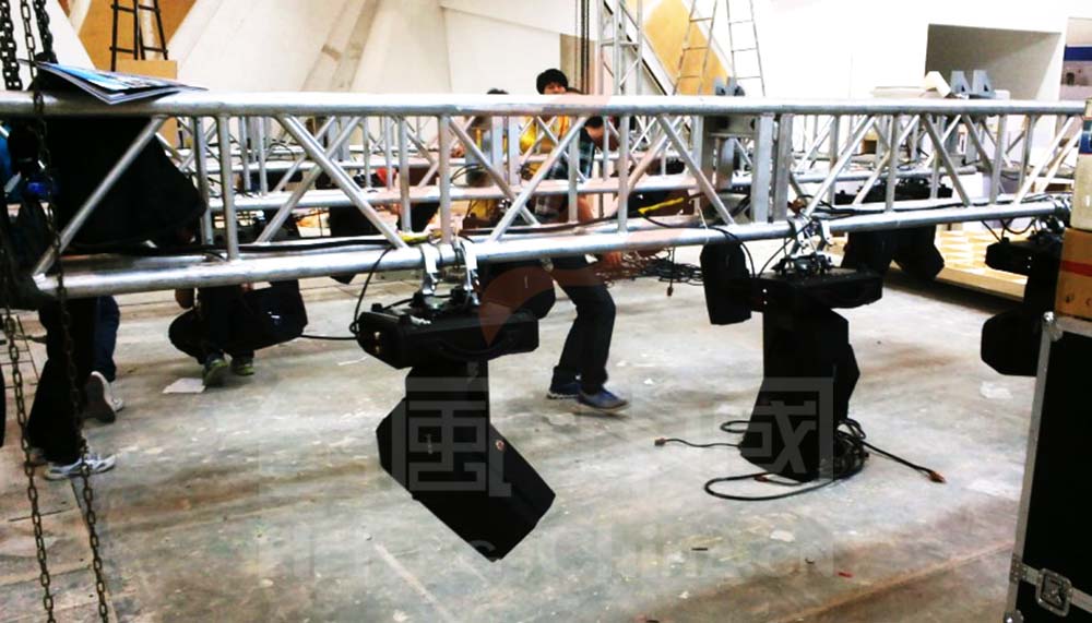 舞臺(tái)演出活動(dòng)燈光案例4