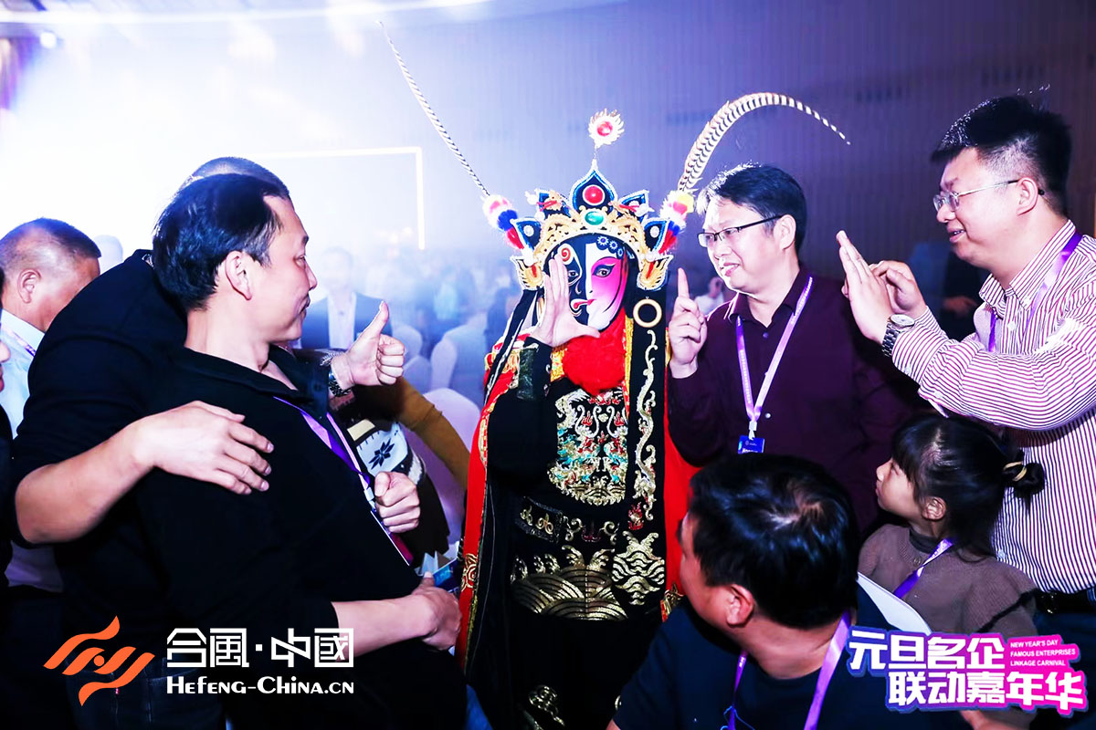 川劇變臉圖片鑒賞-3