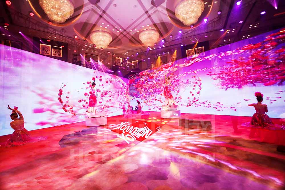 歌舞演藝節(jié)目《綻放》