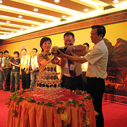 �V�|ʡ�̕�ͬ�l(xi��ng)����Ӳ߄���˾